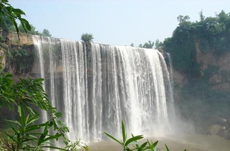 賀喜唐先生成為歐耐克重慶萬州經(jīng)銷商！重慶萬州唐先生于8月4日來到歐耐克公司考察，充分了解了歐耐克的產(chǎn)品和加盟服務后決定成為歐耐克萬州經(jīng)銷商，并簽訂經(jīng)銷協(xié)議。 