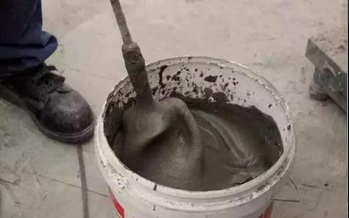 瓷磚膠一包能貼多少平方？